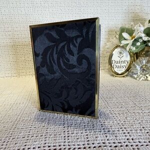 Elegant Black and Gold Photo album